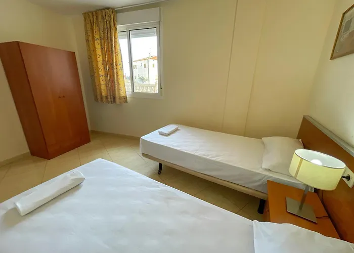 Appartement Marcomar 3000 *