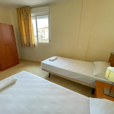 アパート Marcomar 3000 *